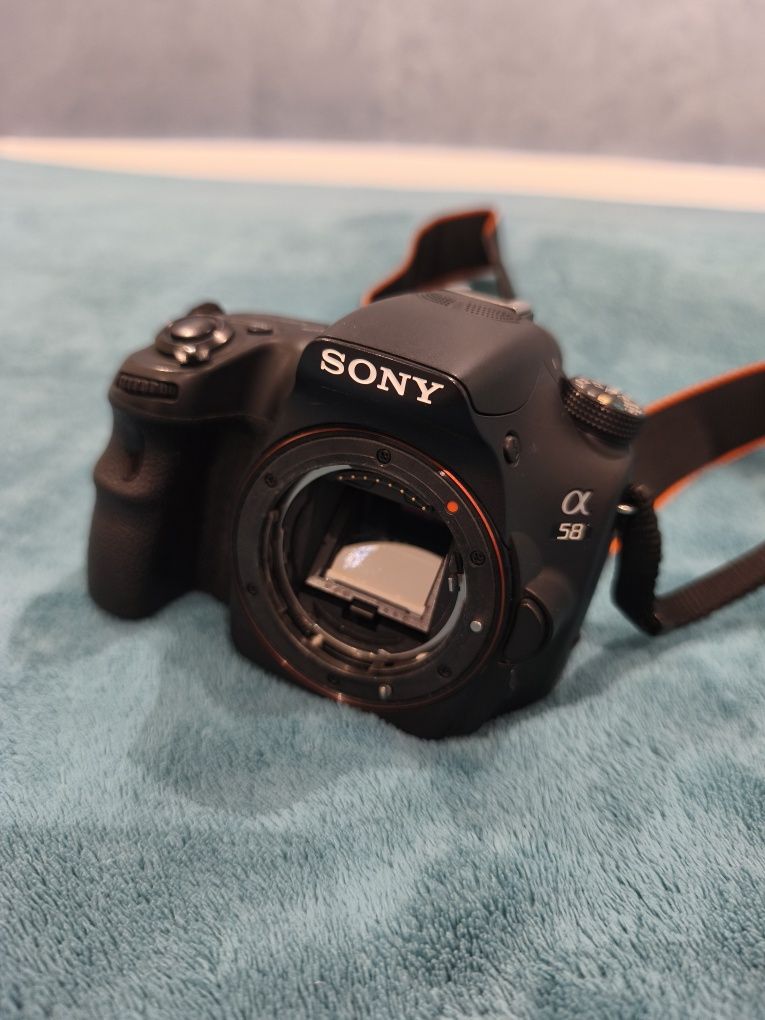 Sony SLT-A58+ обектив Minolta AF ZOOM 28-80mm