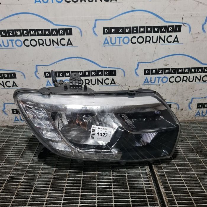 Far Dreapta Dacia Sandero 2 Facelift 2016 - 2020 Hatchback 4 Usi (1327) Fara xenon ...