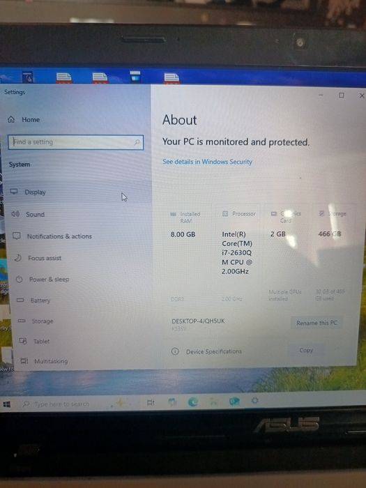Laptop Asus i7 8gb ram windows 10 pro hdd500gb si placa invidia g forc