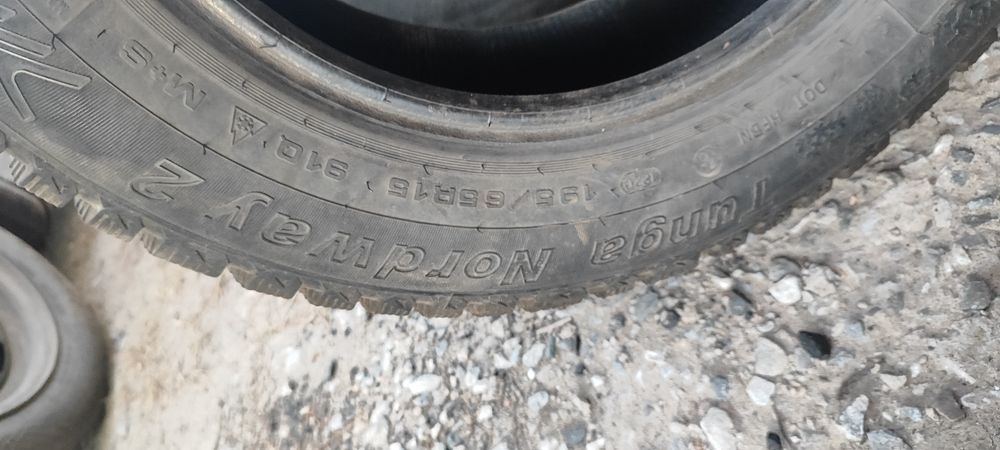Резина зима R15  !