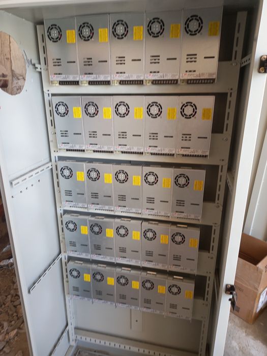 Професиональный электрик