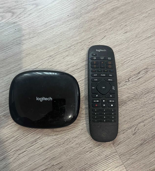 Logitech Harmony Companion + HUB
