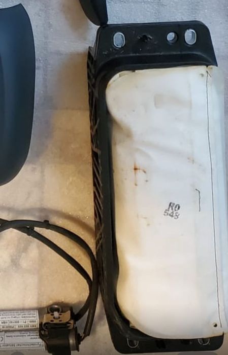 Airbag pasager pentru Audi A4 b9 și A5 b9