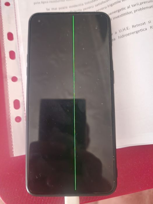 Vand telefon Oneplus 8 T,5G impecabil cu 12+12gbbram și 256gb