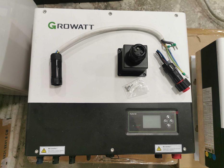 Growatt SPH10000TL3 BH-UP Трифазен хибриден инвертор