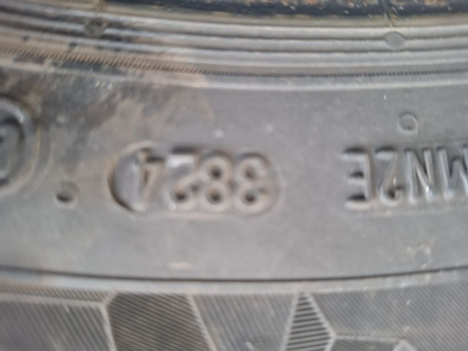 215 65 16дот 3824 и дот 2522 semperit 4броя цената е за комплект