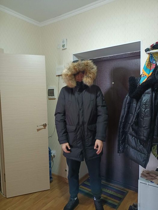 Продам зимнюю куртку мужскую