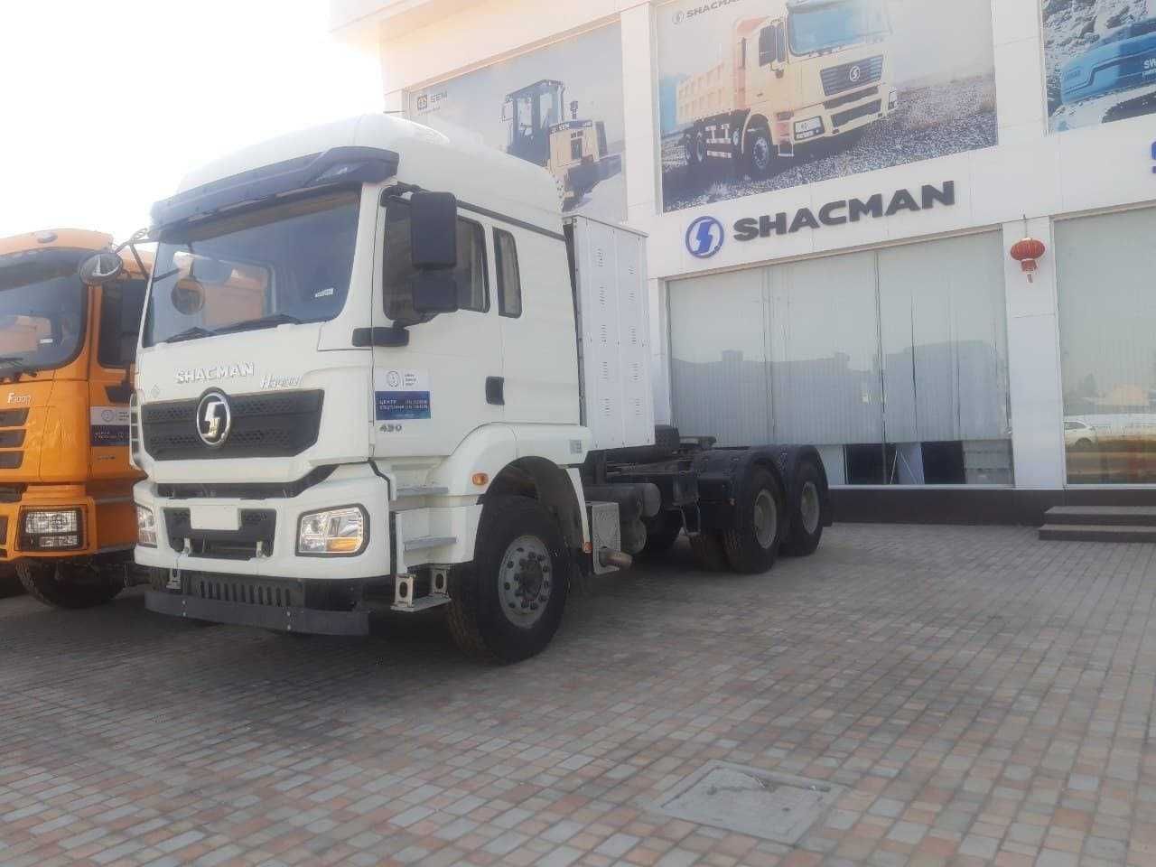 Газовый тягач SHACMAN Н3000 метан CNG грузовик китайский