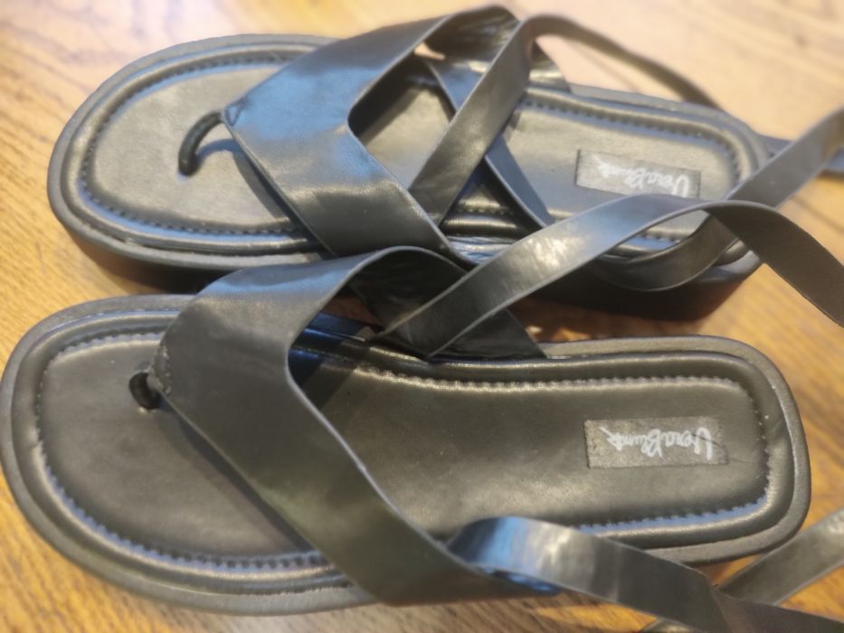 Сандали естествена кожа 25лв.