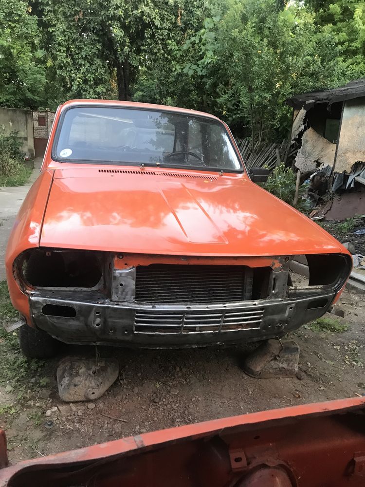 Vând doua mașini Dacia 1300