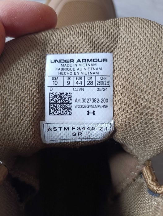 НОВИ Under armour зимни ботуши