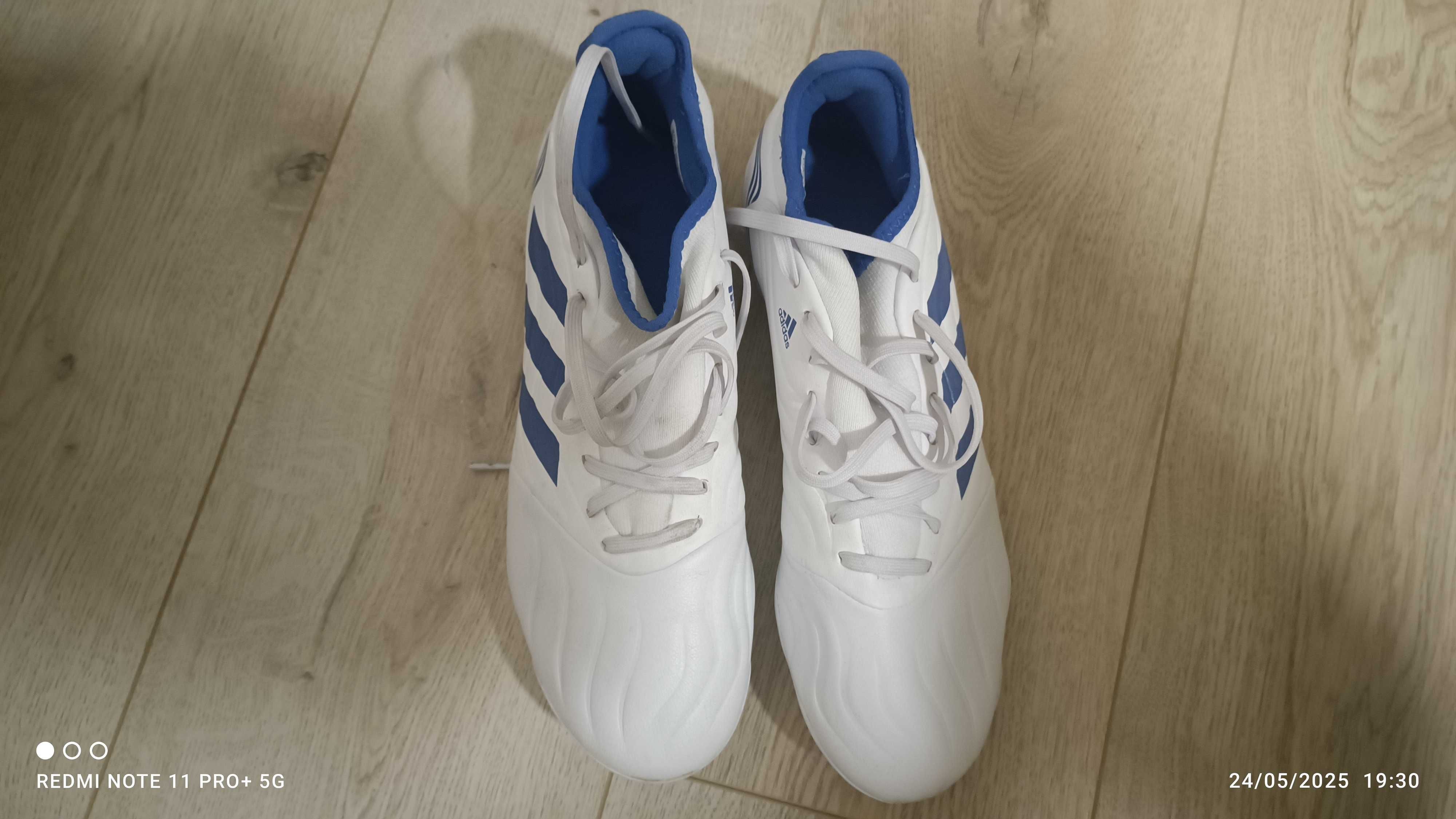 Бутонки за футбол adidas COPA оригинал кожа.Цената не се коментира.