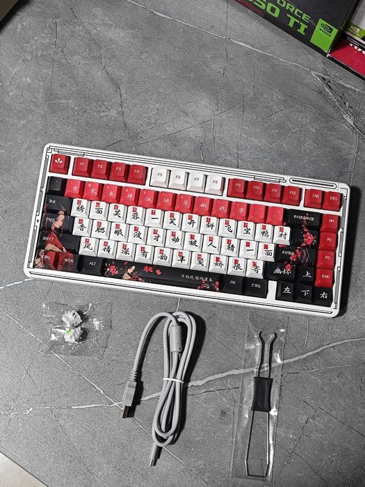 Продаётся 75% механическая клавиатура