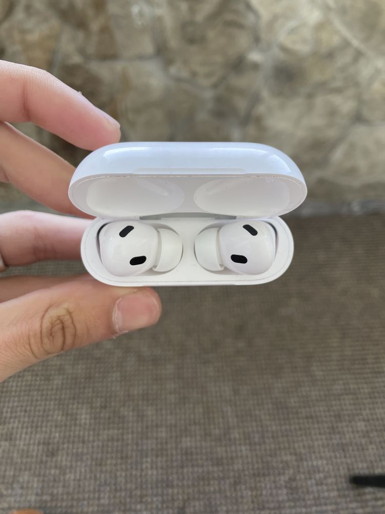 AirPods Pro 2 Lightning