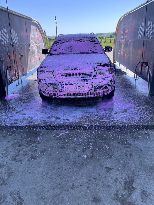 Schimb cu bmw astept oferte si poze