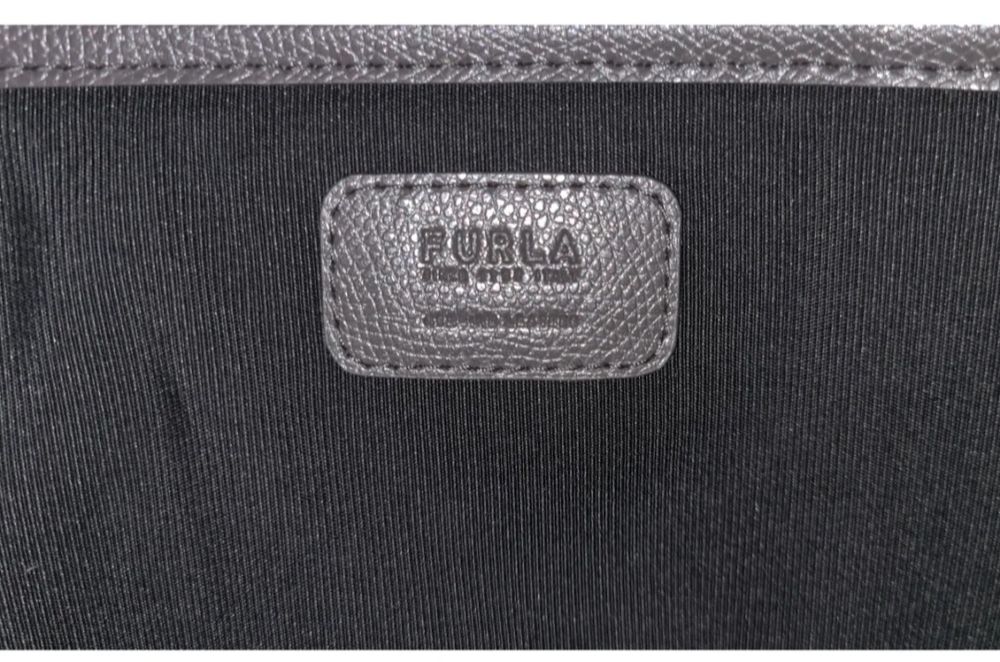 Чанта Furla за лаптоп