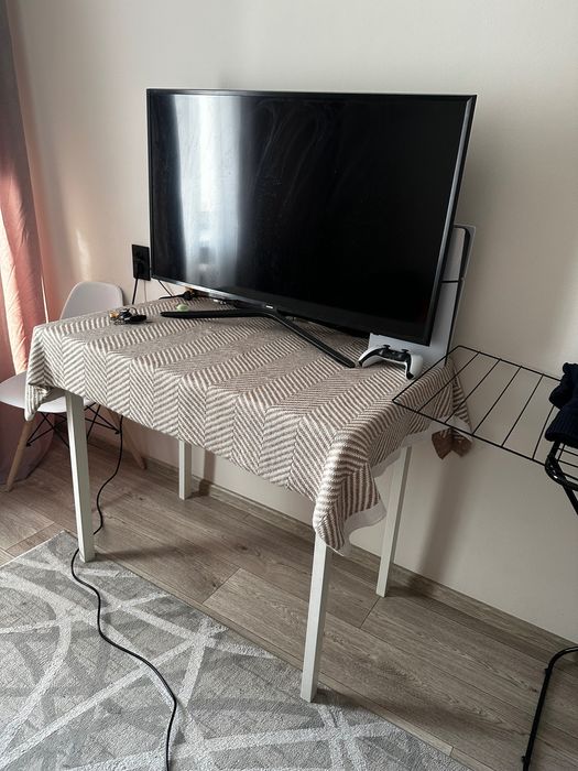 Стол, икея . С открытием