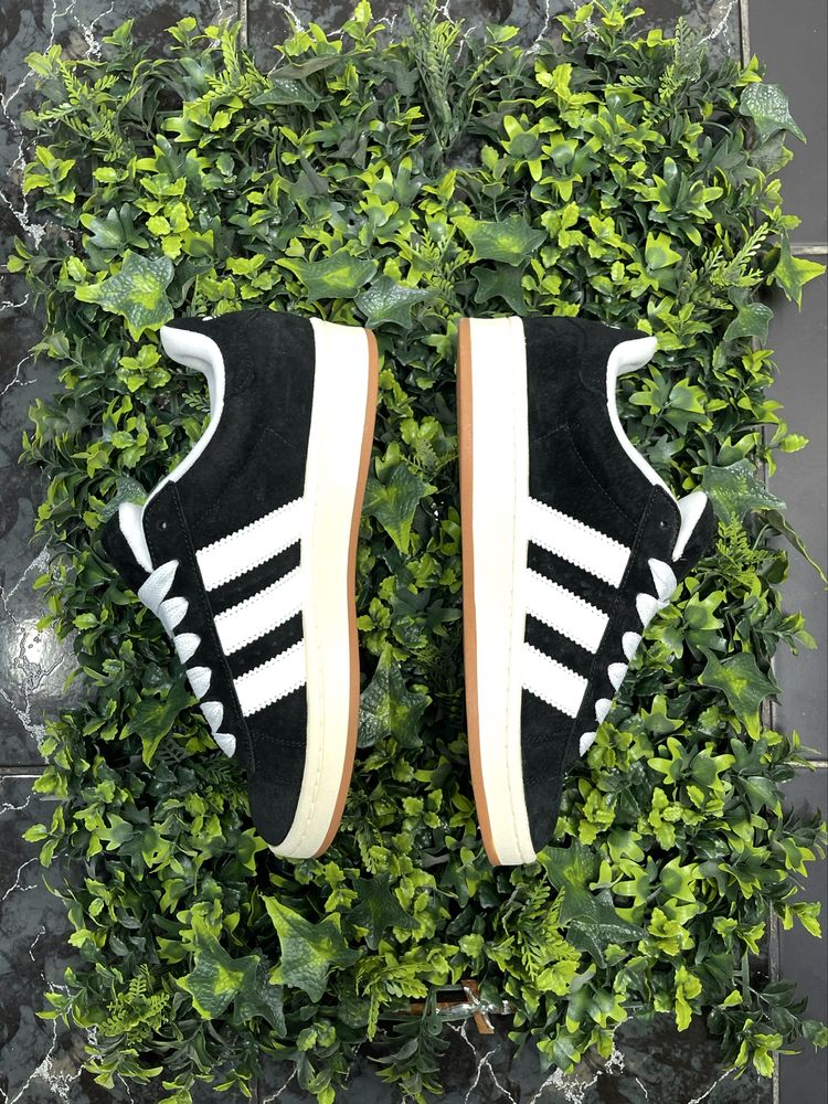 Adidas campus black