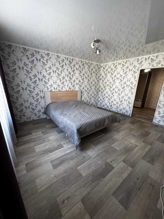 В продаже 2х ком квартира в районе КСК 64 кв.м на 1 этаже