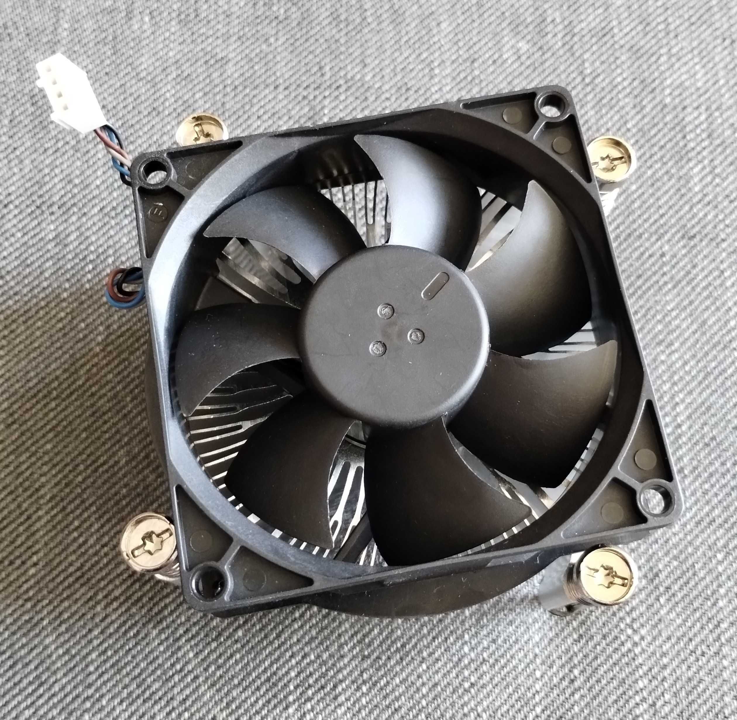 Охлаждане за процесор LGA 1151 CPU Heatsink with 4 Pin PWM Cooling Fan