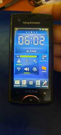 Телефон Sony Ericsson ST18i