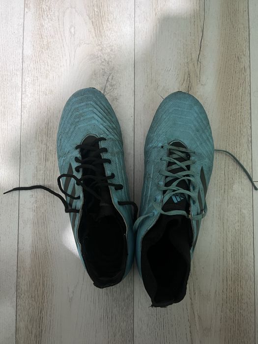 Vand ghete fotbal adids predator numarul 44