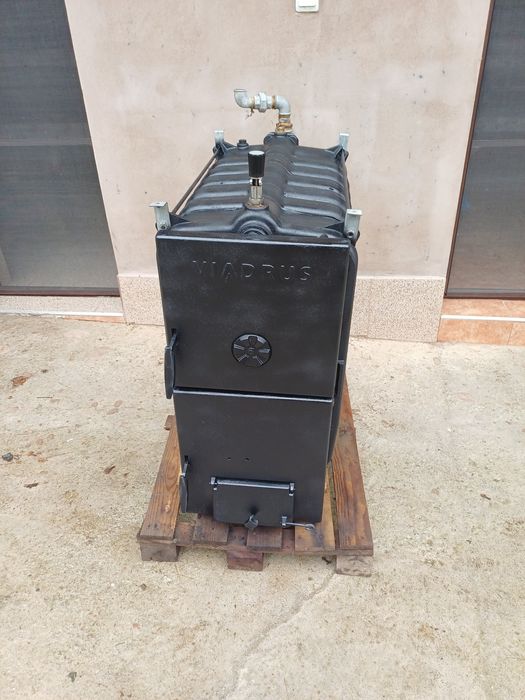 Vând centrala viadrus 35 kw