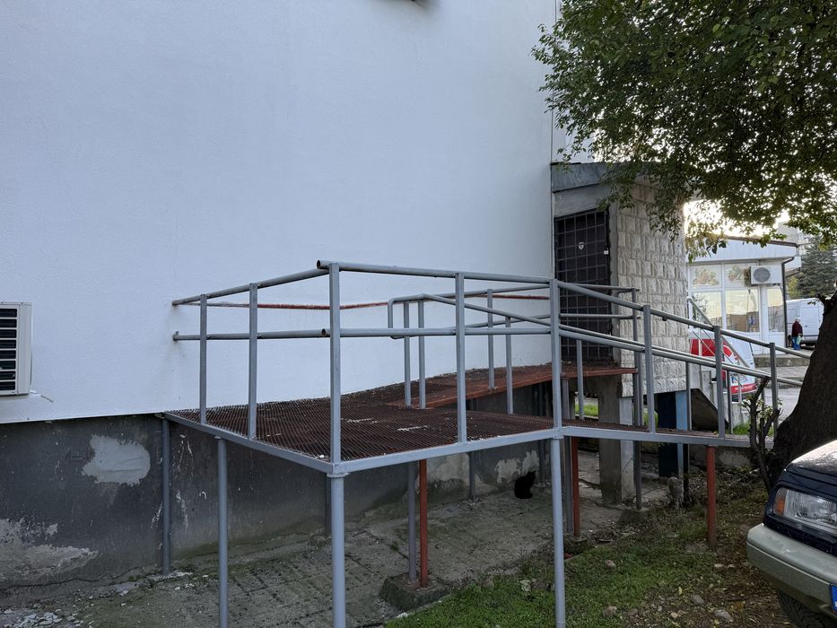 Дава се под наем Магазин в Ловеч, Младост - 30 кв.м за 204 € - Снимка #4