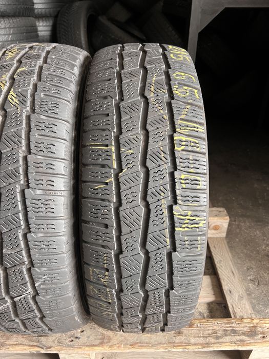 2 anvelope iarna 215/65/16 C , Michelin , DOT 2023