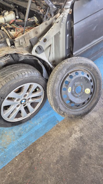 Vând set roti bmw cu anvelope