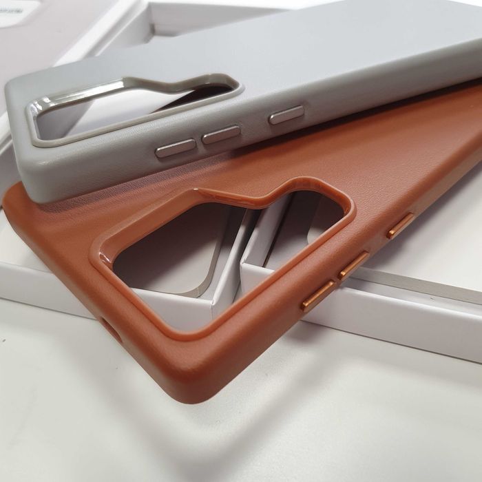 Samsung S25 Ultra - Husa MagSafe cu interior catifelat