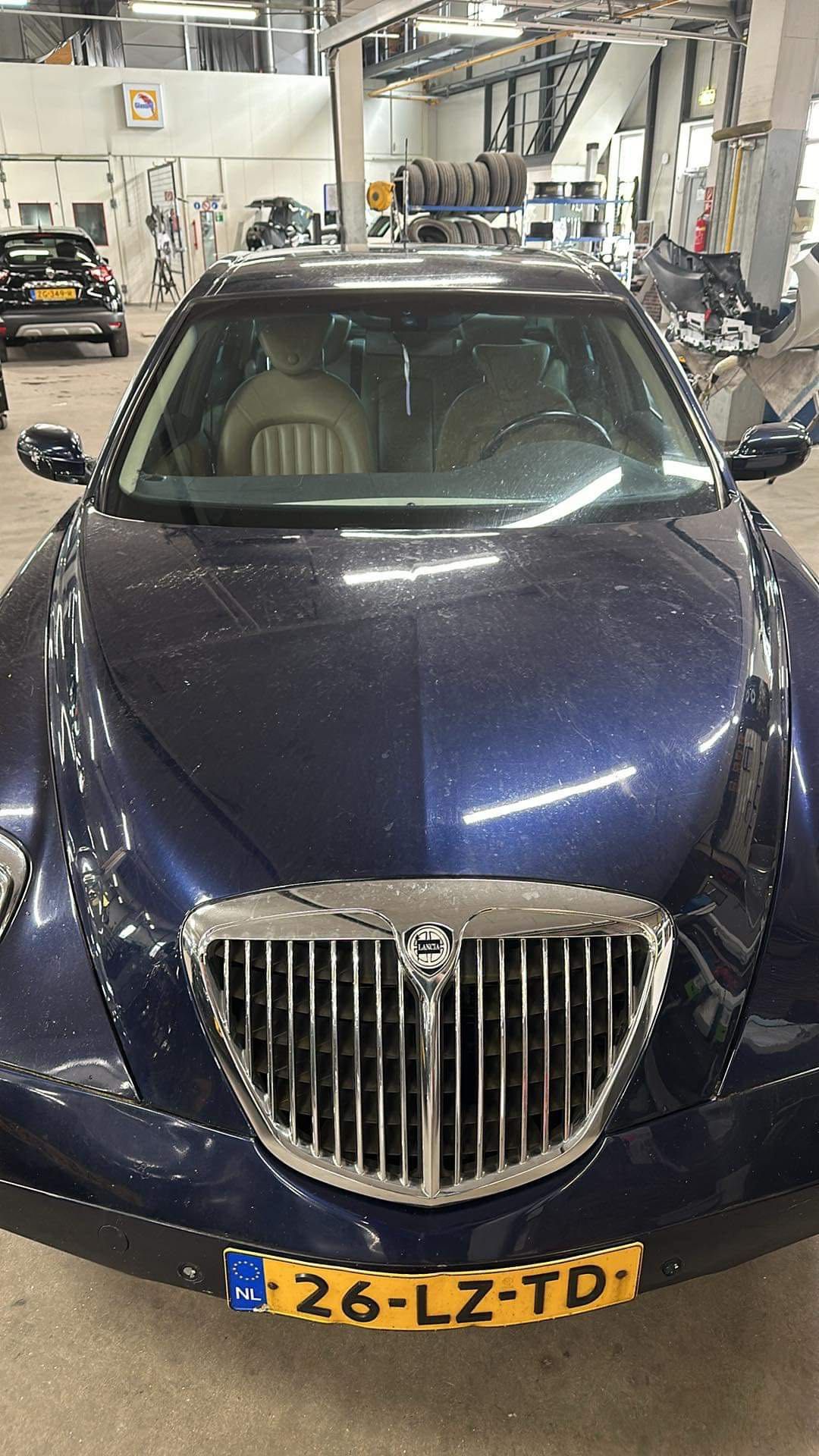 Lancia Thesis  2003