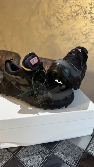 Off-White ODSY-1000 Sneakers/Adidasi  – mărimea 42 – Noi