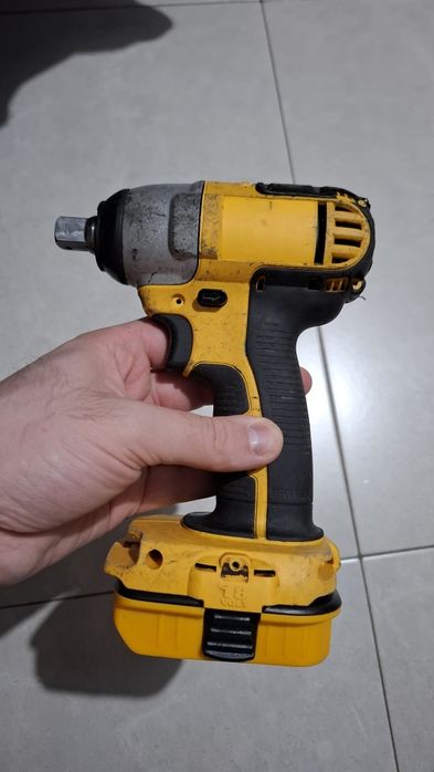 Dewalt DC820 1/2 18v