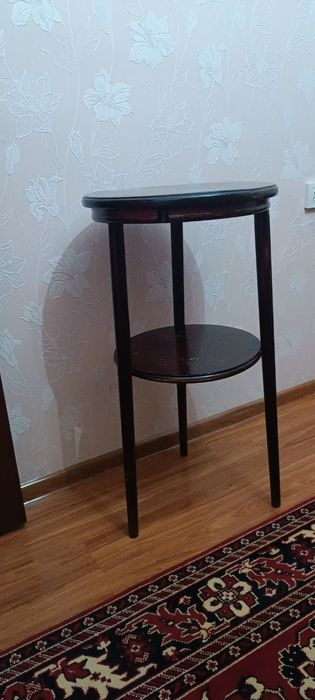 Подставка хорошими состояние