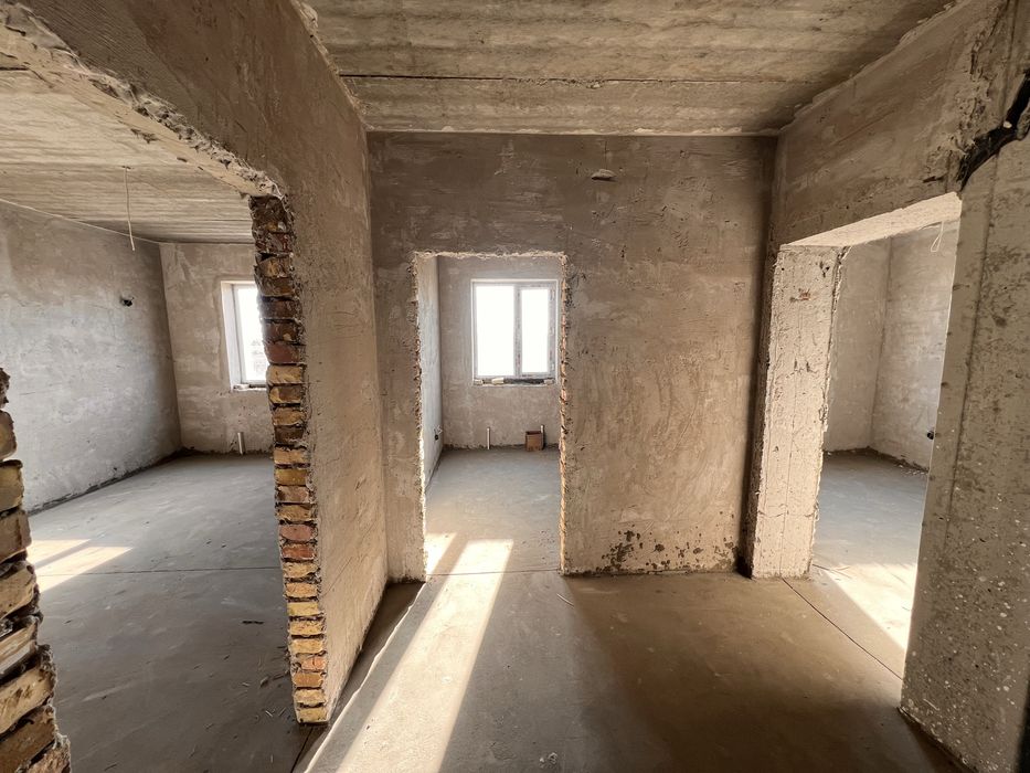 3-хонали квартира сотилади