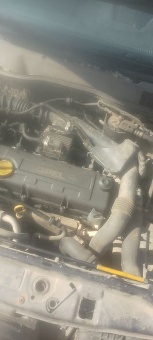 Se vinde motor Opel Astra g17 dizal și motor 19 alh