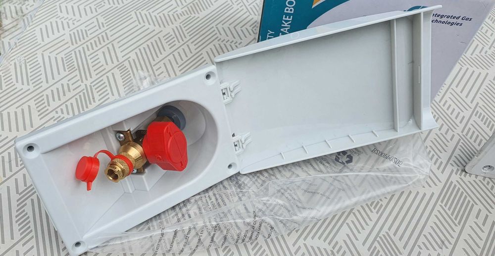 Gura de gaz (priza cu robinet si mufa rapida) de conexiune gaz extern