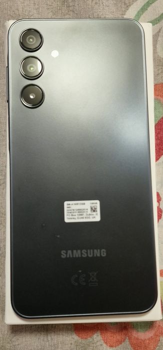 Самсунг А16 чисто нов.