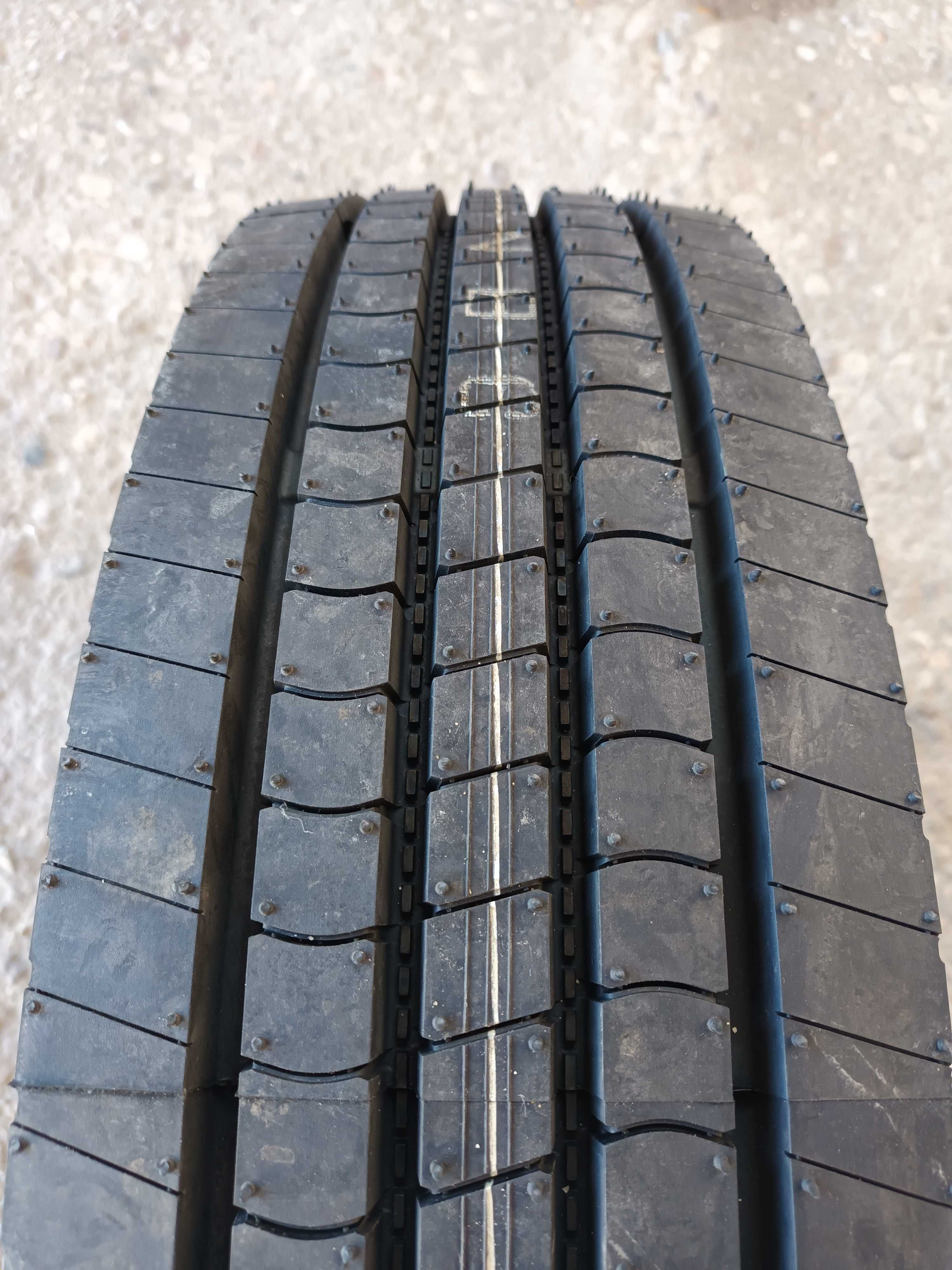 1 Нова гума 215/75 R17.5 Falken RI151 126/124M M+S 14PR made in Japan