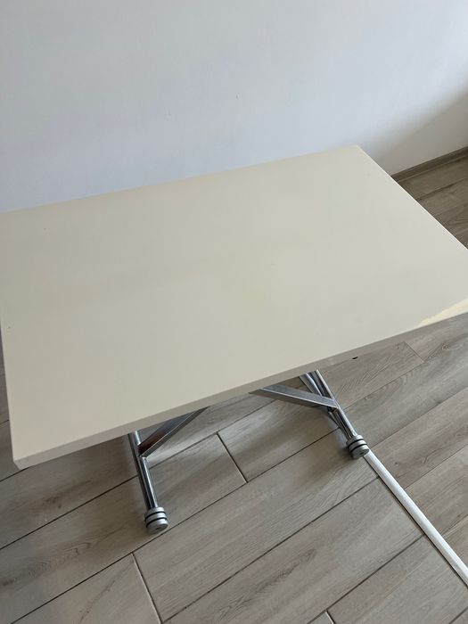 Холна / трапезна маса с повдигащ механизъм, трансформираща - бял гланц