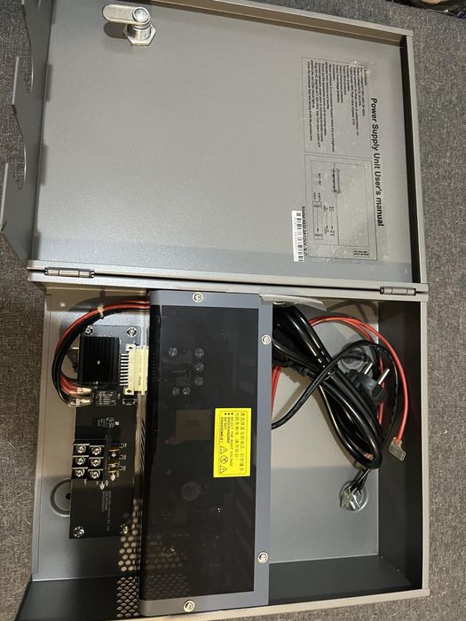 Захранващ блок, 3 канален, с 2 бр. акумулато