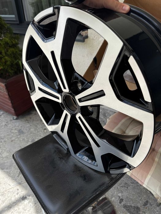 !ЧИСТО НОВА джанта Дачия!