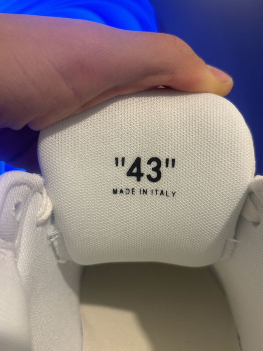 Off-White Out of Office