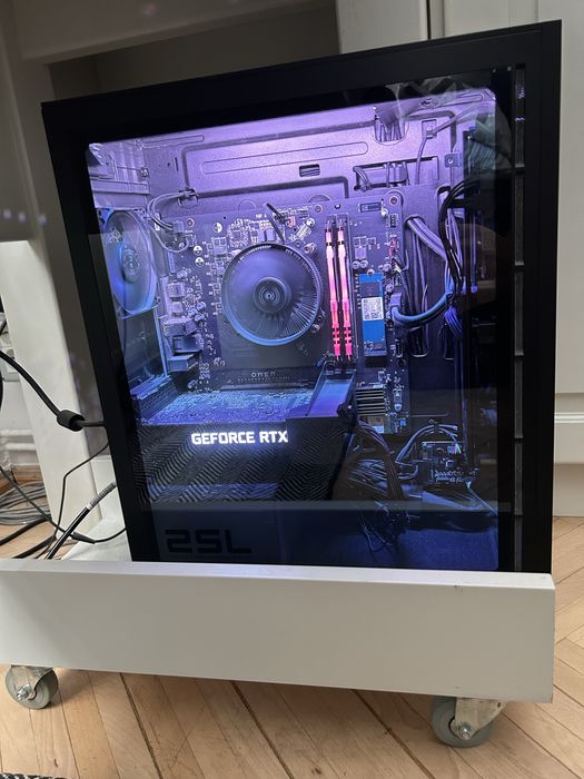 Calculator Gaming HP OMEN RTX 2060Super Ryzen 7 3700x 1.5 TB 16 gb RAM