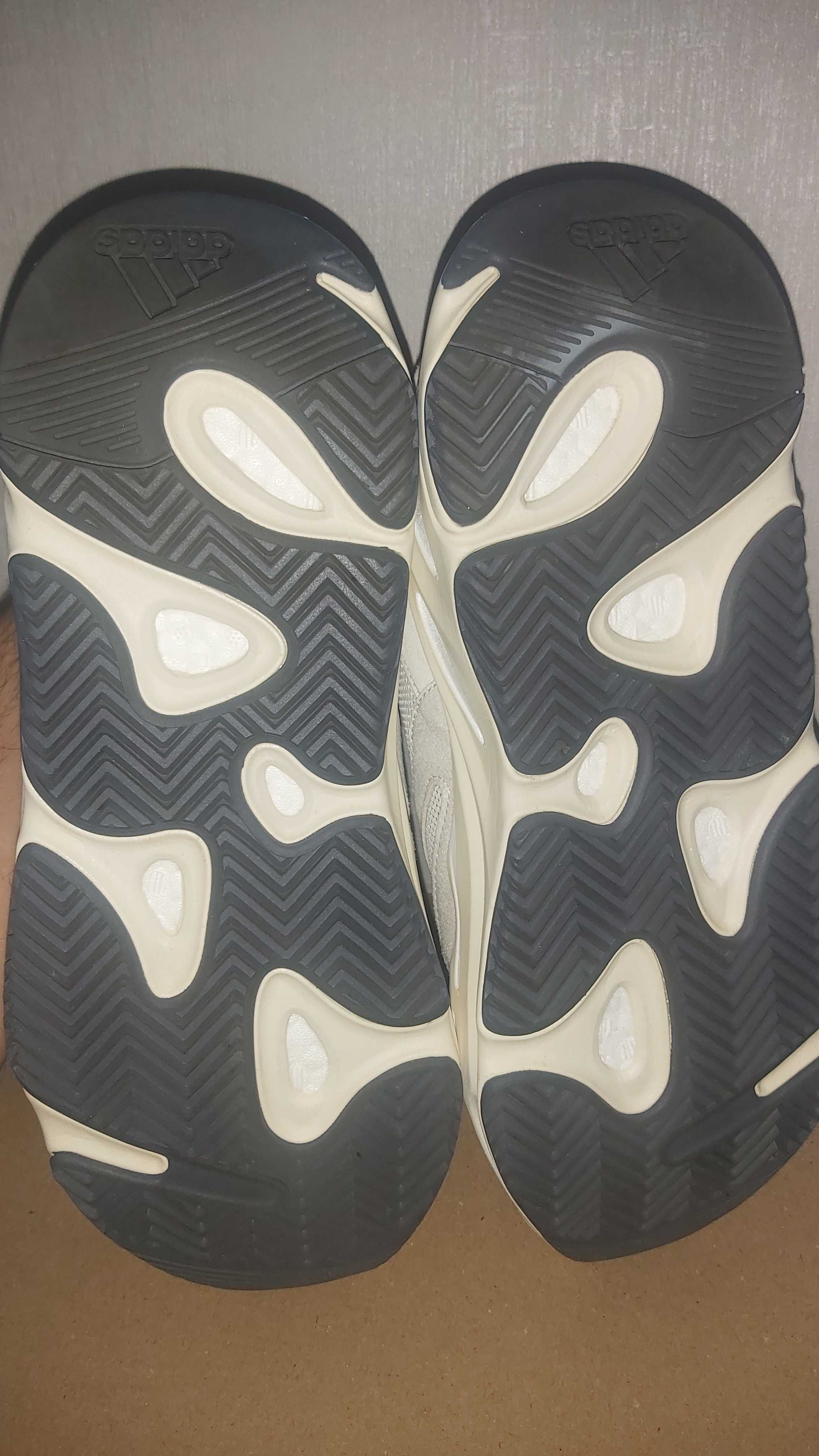 Adidas Yeezy Boost 700 "Analog" - Номер 44 2/3