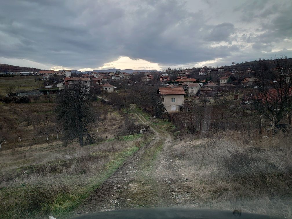 Парцел /УПИ/ в село Селище,община Благоевград - 1670м2