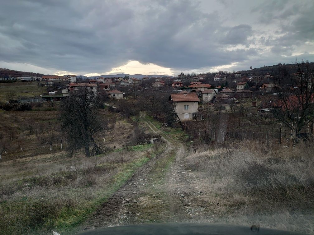 Парцел /УПИ/ в село Селище,община Благоевград - 1707м2