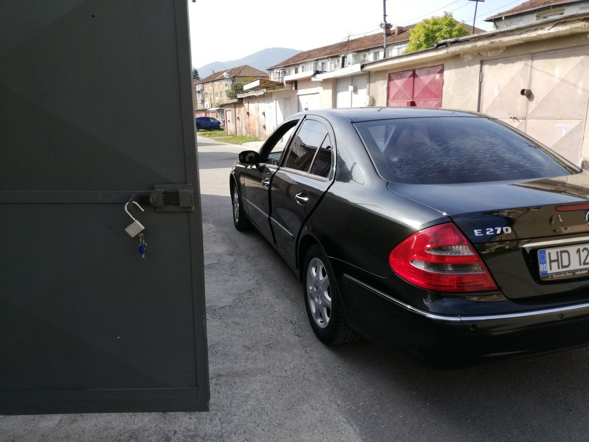 Vind Mercedes w211