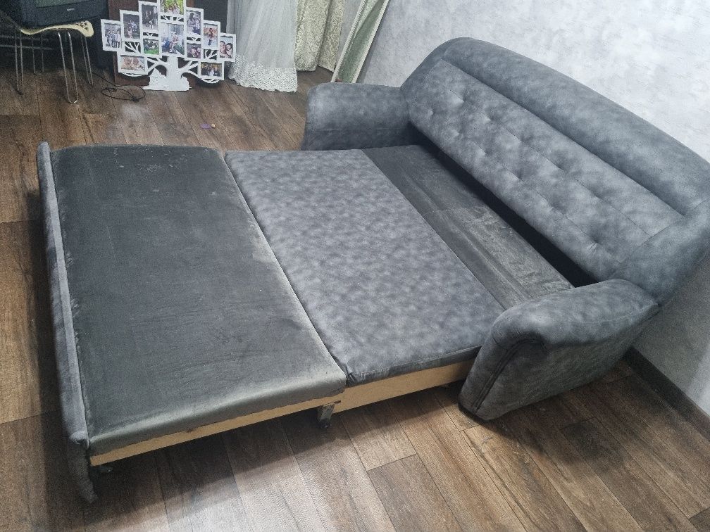 Продам диван в хорошем состоянии